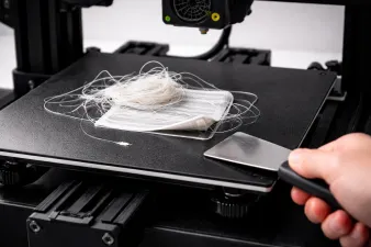 Step-by-step visual guide for fixing 3D print bed adhesion problems
