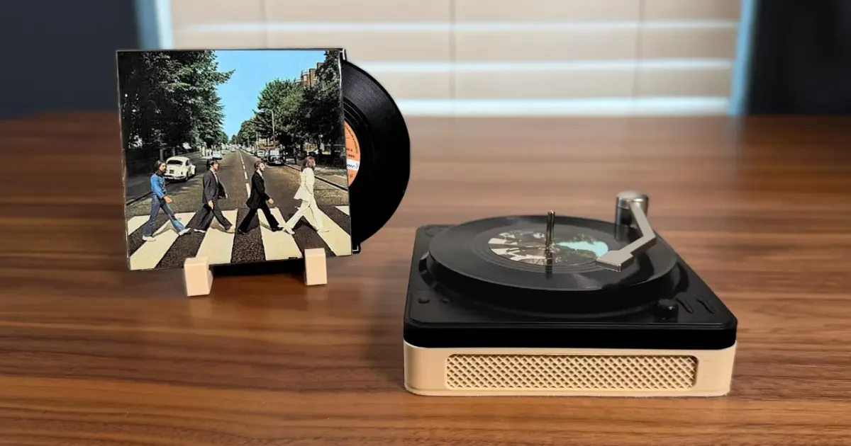 RFID record player project with Raspberry Pi and NFC vinyl cards